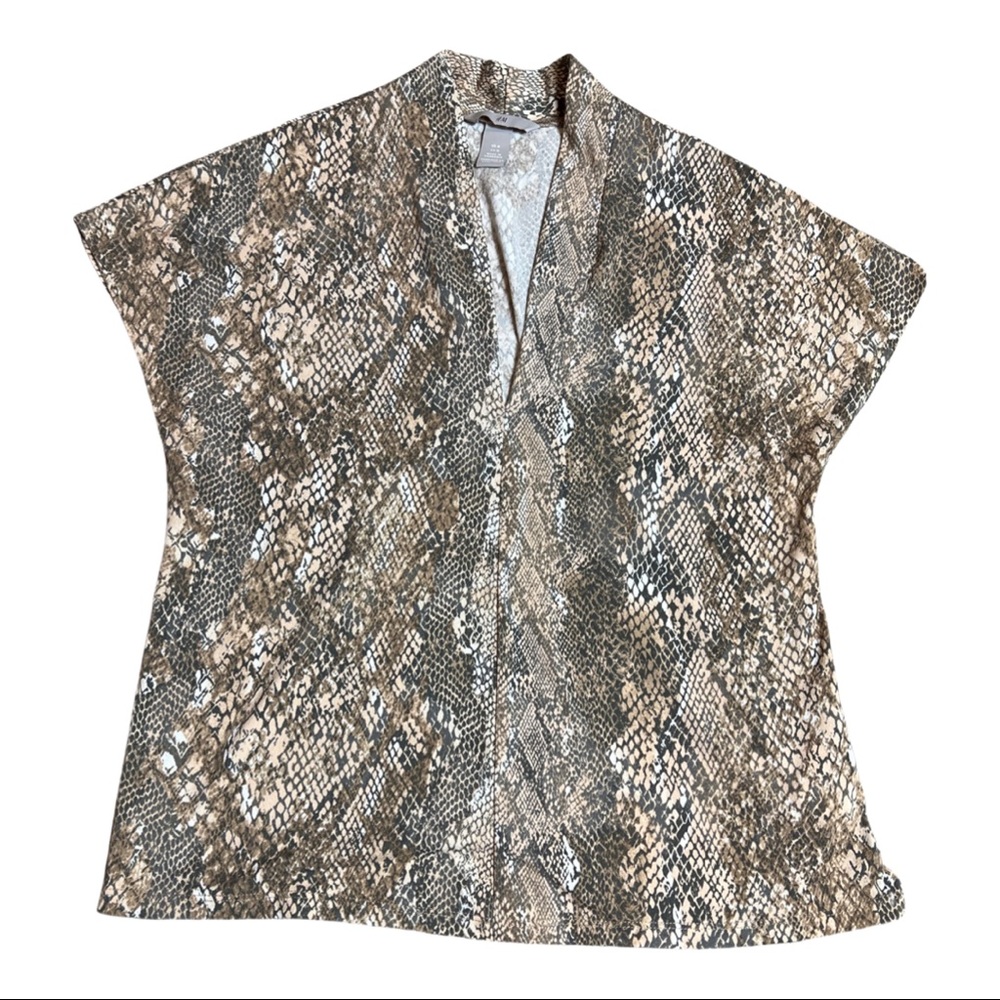 H&M | Women’s Snake Blouse Size M